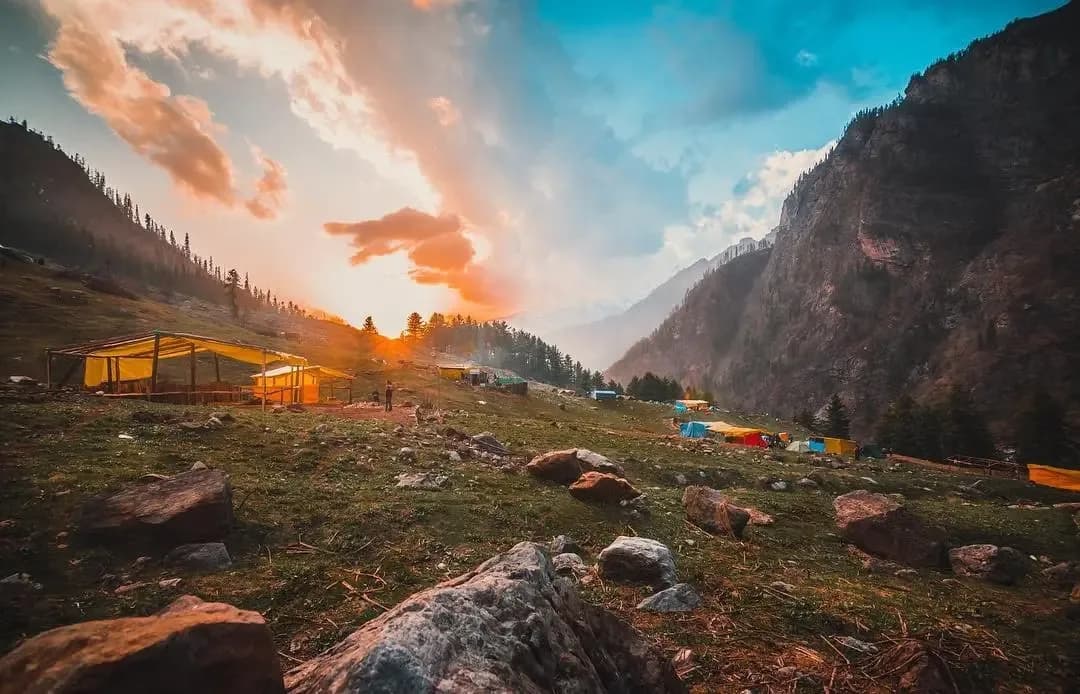 Kheerganga Trek 2D/1N
